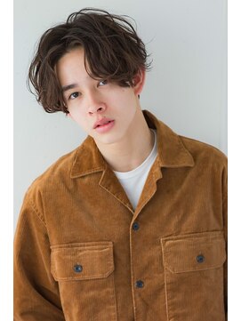 アリエッタ アザブ(ARIETTA AZABU) 外国人くせ毛風パーマ×かき上げヘア センターパート メンズ