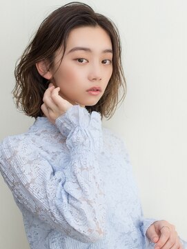 レベンス(Lebens) ミルクティーバレイヤージュ大人かきあげボブスタイル