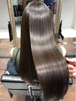 ヘアーサロン アモル(HAIR SALON Amor)の写真/乾かすだけで艶が出ると話題の東京発信次世代ストレート！ダメージ知らず、乾燥知らずな美髪へ―。