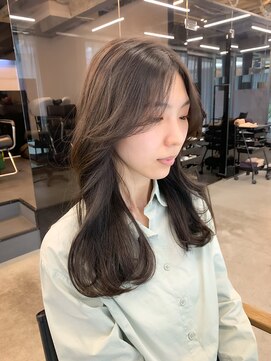 アリュウル 表参道(ALLURE) 赤み無しのミントグレージュ×くびれヘア