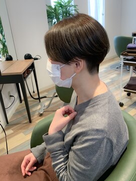 ヘアースパリゾート リアン 燕三条店(Lien) 刈り上げハンサムショート_オリーブグレージュ_