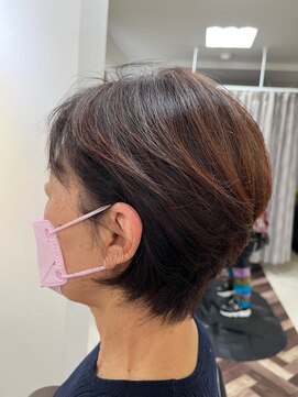 ヘアークラフト サン 住吉店 [ヘアークラフトサン] 大人女性におすすめ◎流れるショ-トボブ