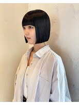 ルーム(Loom.)&nbsp;黒髪ボブぱっつん前髪ボブミニボブ切りっぱなしボブ