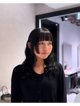 リアン バイ キートス(Lien by kiitos) 姫カット/ぱっつん前髪/暗髪/韓国風/顔まわりカット