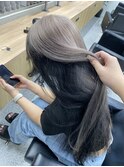 イメチェン/ホワイトブロンド/外ハネボブ/美髪/渋谷