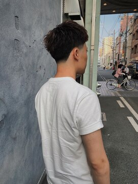 ハイセンス(HISENSE) バーバーメンズフェードカットテーパーフェード外国人風【GIA】