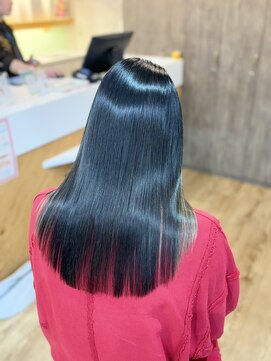 スカイ(SKY) 透明感カラー/髪質改善/縮毛矯正/韓国風レイヤーカット