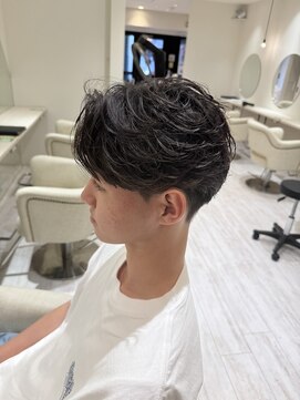 バース 梅田中崎町店(BIRTH) ニュアンスパーマフェザーパーマセンターパートワンカールパーマ