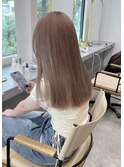 グレージュ切りっぱなしボブ前髪ありミニボブミルクティベージュ