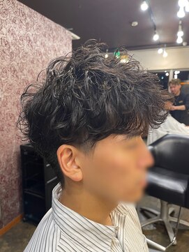 アルグラーテ (Arglarte) メンズパーマ/スパイラルパーマ