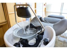 リットヘアー(litto hair)の雰囲気（業界最高級シャンプー台”夢シャン”、頭のお風呂"頭浸浴"ご用意）
