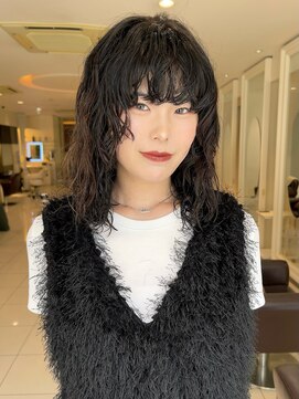 ヤヨイブレインズフェアリー(YAYOI BRAINS fairy) ミディアムパーマ