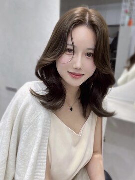 オニキス(ONYX) C183ミディアム韓国レイヤーくびれ巻きヘーゼルベージュ