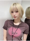石塚／ぱっつん顔まわりウルフブロンドタッセルレイヤーボブ新宿