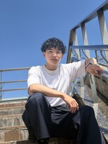 フレンズ 手稲店(friend's)&nbsp;夏メンズ髪型オススメ波巻きスパイラルパーマ札幌美容室刈り上げ