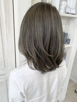 キャアリー(Caary)&nbsp;福山市Caary シースルーハイライトで赤味除去！くすみグレージュ