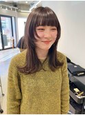 伸ばしかけ小顔ヘアおしゃれ女子ウルフヘア