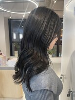 シダ(sida SAIIN) 20代30代ダークカラーブルージュ