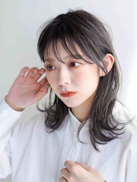 マム(mamu) くびれレイヤー/グレージュ