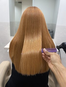 サロウィン 那覇店(SALOWIN) アプリコットオレンジフェミニンロング大人ガーリー