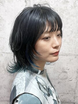 サークル(CIRCLE) ケアブリーチ×アクセントカラー×ネイビー