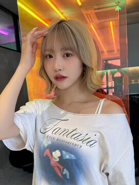 ロンド ストラーダ 心斎橋(Lond strada) レイヤーボブ×ハイトーン[心斎橋/髪質改善]