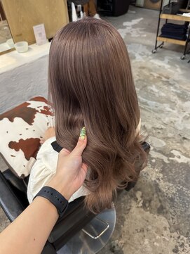 チャプター 問屋町(chapter) ケアブリーチミルクティーベージュカラーレイヤーカット韓国ヘア