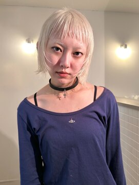 トゥコ(tuco) ホワイトブロンドショートレイヤーミニボブシャギー平成金髪