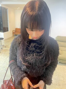エムドットヘアーサロン(M. hair salon) たっぷり顔まわりレイヤーと赤髪