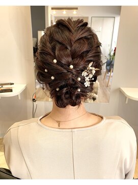 お呼ばれヘアアレンジ
