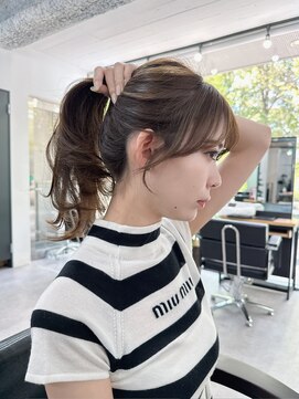 キティー サカエ(kiti SAKAE) グレージュ/レイヤーカット/ハッシュカット/オリーブベージュ/栄