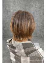 ヘアアンドデザイン ネイビー(Navy)&nbsp;くびれミディアム