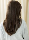 暗髪ローライトグレーヘア小顔メテオストレートレイヤー20代Te2