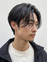 リスペクト マンボ(RESPECT MAMBO) 軽やかフェザーアップで小顔メンズ