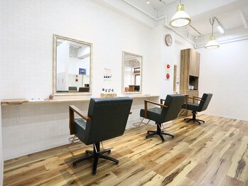 カラー専門店 フラット 鷺ノ宮店(fLat)の写真/【酵素ケアリタッチカラー￥2530～】上質な酵素ケアカラーをお手頃プライスでご提供！