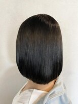 ポンパデュール(Pompadour)&nbsp;アイロンを使わない縮毛矯正のナチュラルボブ