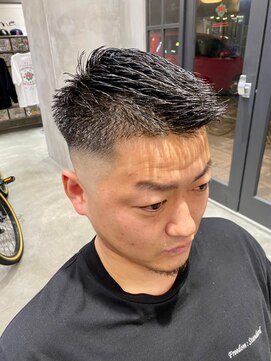 エフエム 明大前(FM) バーバー　刈り上げショート/アップバング/フェードカット