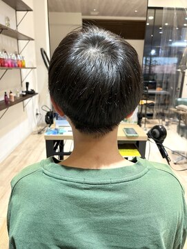 サラ(sarah) メンズ/刈上げマッシュ