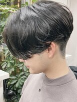 センターパートニュアンスパーマワンカールパーマ韓国コンマヘア