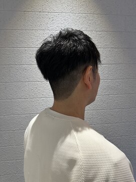 オルメント 天満 南森町(ORL'MENT) ツーブロックスタイル 中野貴文