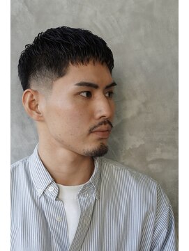 にもう アイロンパーマ　クロップスタイル