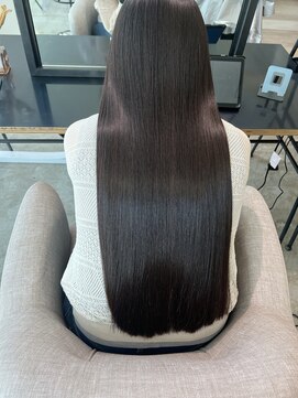 ラヴィエ(RAVIE) 【半田・髪質改善】縮毛矯正/トリートメント/マンツーマン