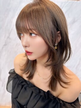 クム(kumu) 【kumu】ミディアムレイヤー /顔周りカット/ 栄 / 名古屋