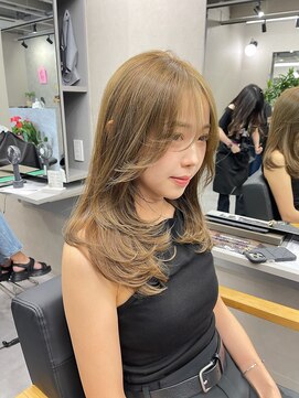 パロ(PALO) レイヤーカット/オリーブベージュ