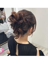 スパーク(SPARK)&nbsp;高めシニヨンアレンジ