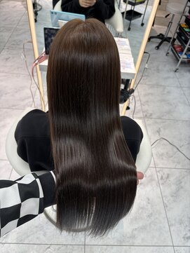 ロンドルピナス 小倉(Lond Lupinus) ミディアムヘア暗めカラー/デザインカラー/フェイスフレーミング