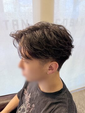 ガイ ラタン ウエスト(GUY lattan west) MEN’S HAIR/サーフカール/刈り上げセンターパート/松戸駅