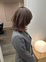 バド(bado)&nbsp;ベージュカラー/透明感カラー／レイヤーカット／髪質改善/本町