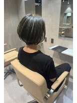 エンブレス(EnBlesS) 30代40代50代絶壁解消ひし形白髪ぼかし大人ショートボブ