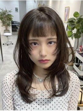 シティーバイローウェ 表参道(City/louwe) ミディアムハッシュカット